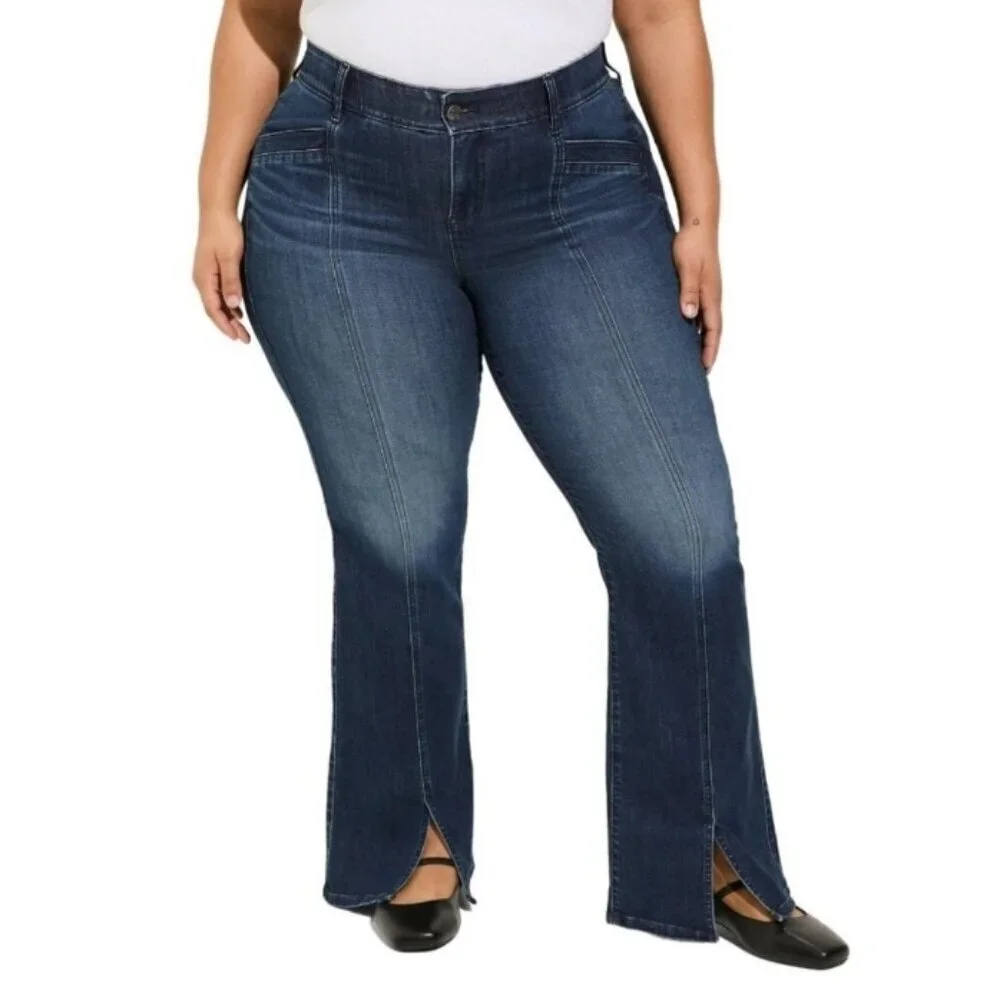 Torrid Bombshell Flare Super Soft High Rise Jeans Size 24T